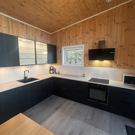 Unik Og Moderne Med Utsikt Mot Havet 38 Otterlei *