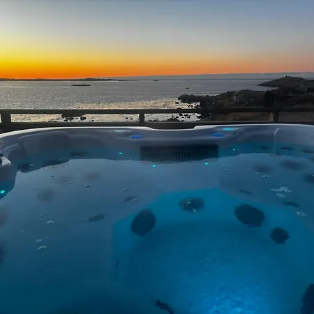 Unik Og Moderne Med Utsikt Mot Havet 38 Otterlei Nyaraló
