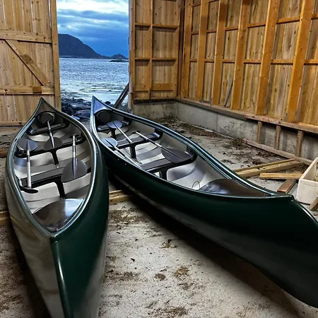 Unik Og Moderne Med Utsikt Mot Havet 38 Otterlei Дом отдыха