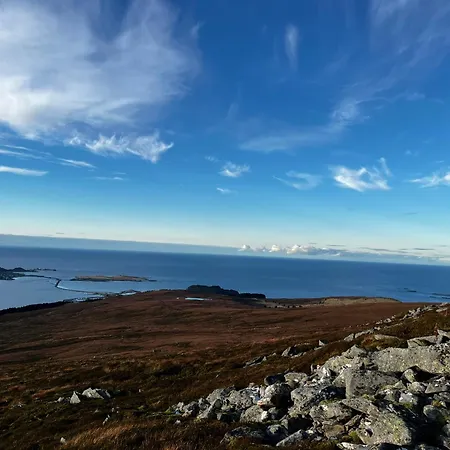 Unik Og Moderne Med Utsikt Mot Havet 38 Otterlei Haram