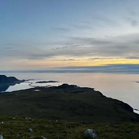 Nyaraló Unik Og Moderne Med Utsikt Mot Havet 38 Otterlei Haram