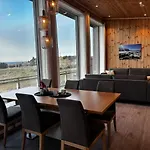 Unik Og Moderne Med Utsikt Mot Havet 38 Otterlei *